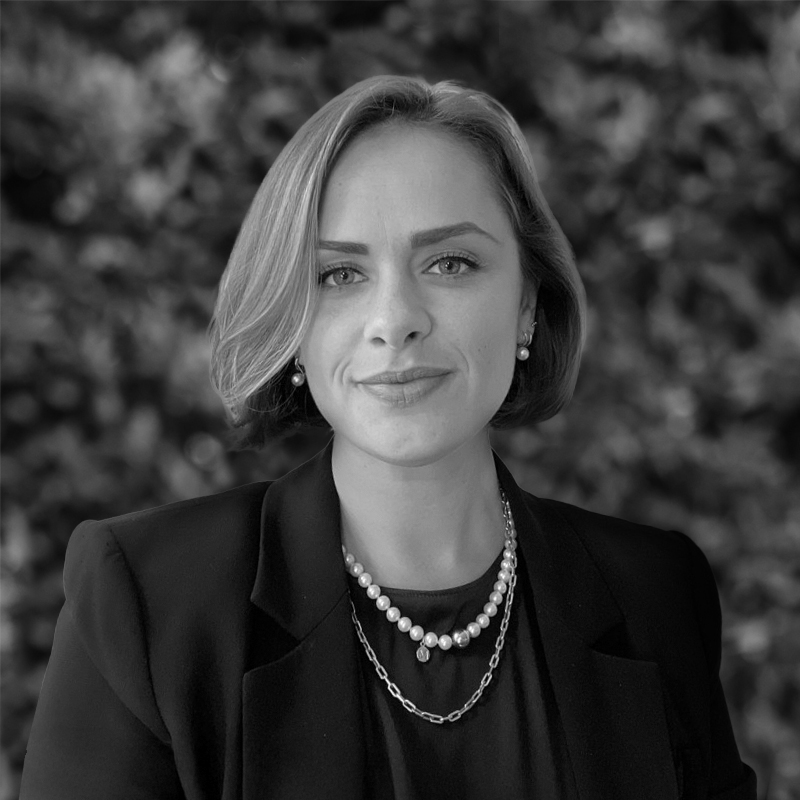 Carolyn Liikala Headshot