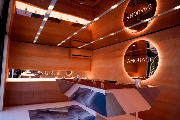 Amouage Pop Up